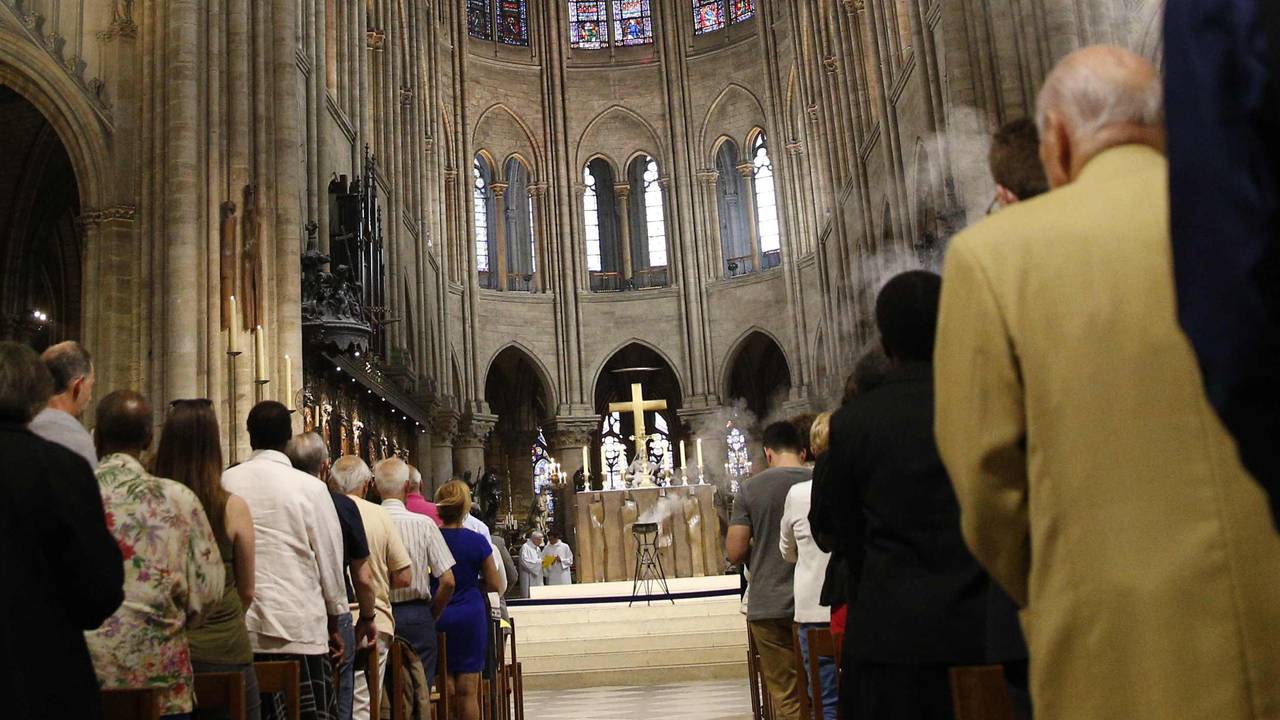 Korset i Notre-Dame før brannen