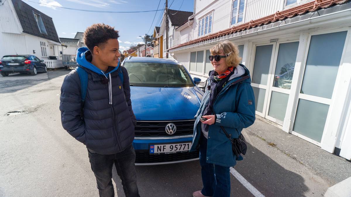 Pendlar 70 mil i veka for å følge fotballdraumen