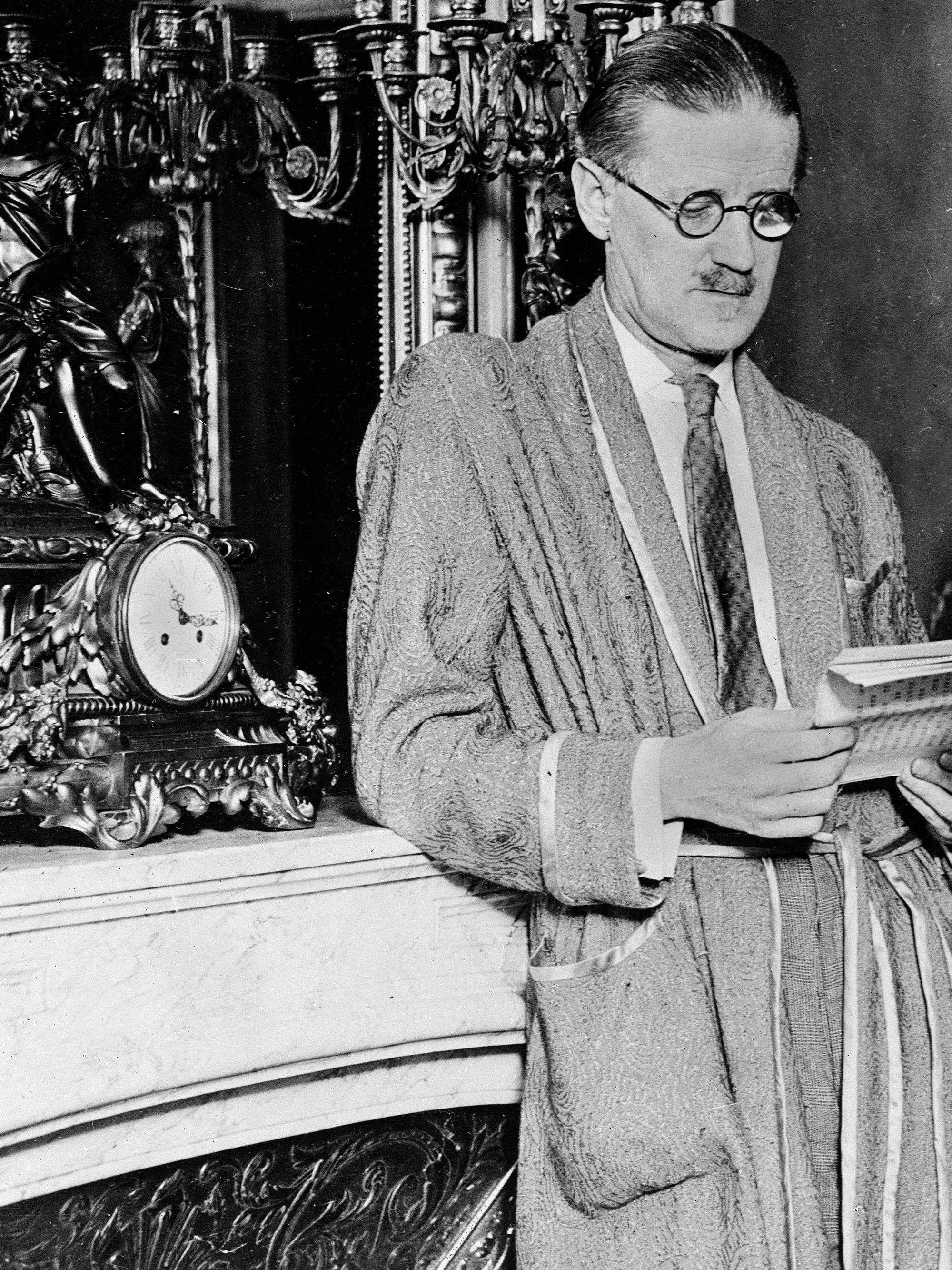 Дж джойс. Джойс писатель. James Joyce (1882-1941).