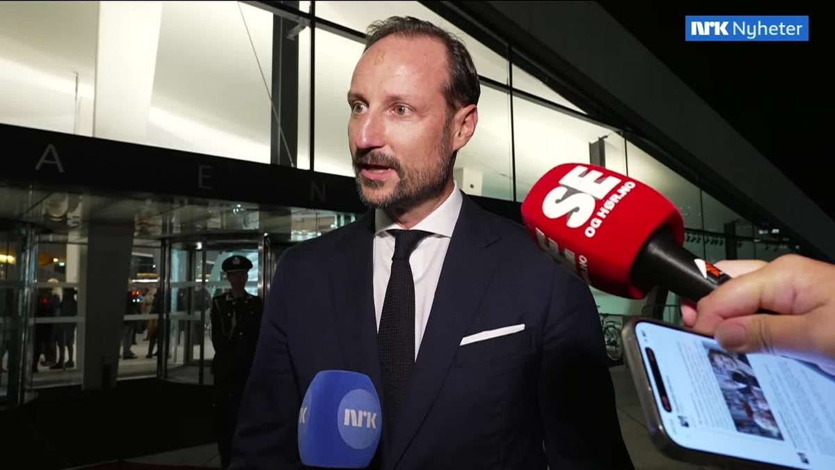 Kronprins Haakon: – Prøver å ta vare på hverandre