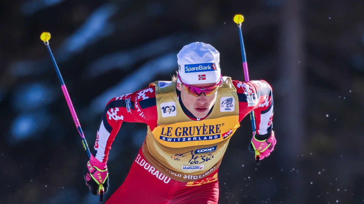 Klæbo-mareritt i Tour de Ski: Knust av lagkamerat med nesten ett minutt