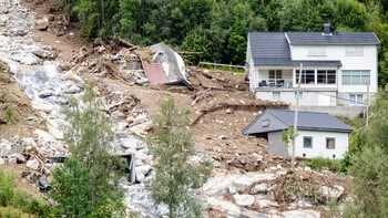 Jordskred vil skje oftere og på steder og tider vi ikke er vant til, ifølge rapporten. Her fra Jølster forrige uke.