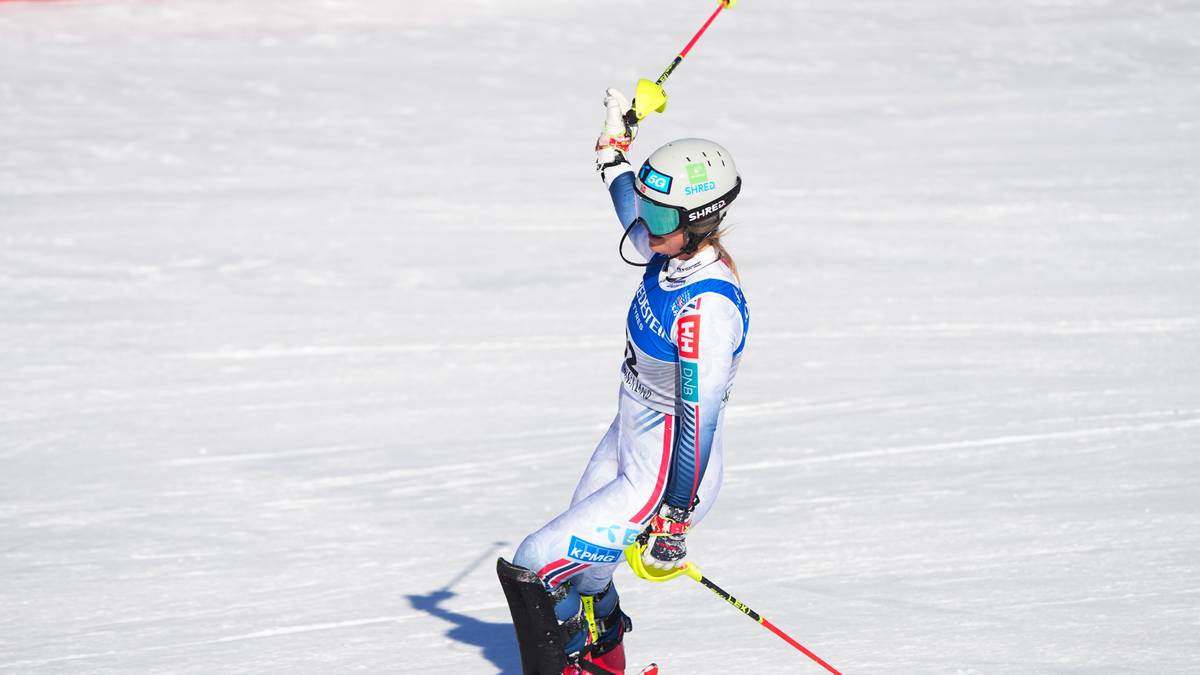 Holtmann med i pallkampen – Shiffrin i soleklar ledelse