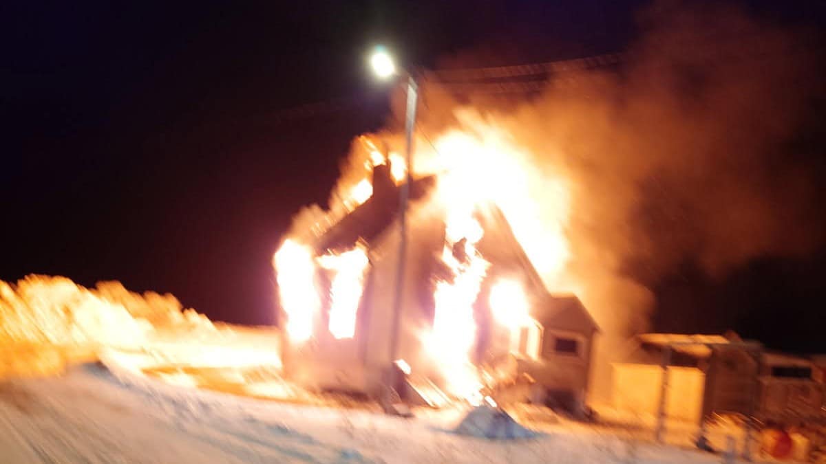 Politiet brukte fem timer på å rykke hit: – Det er ikke forsvarlig på noen måte