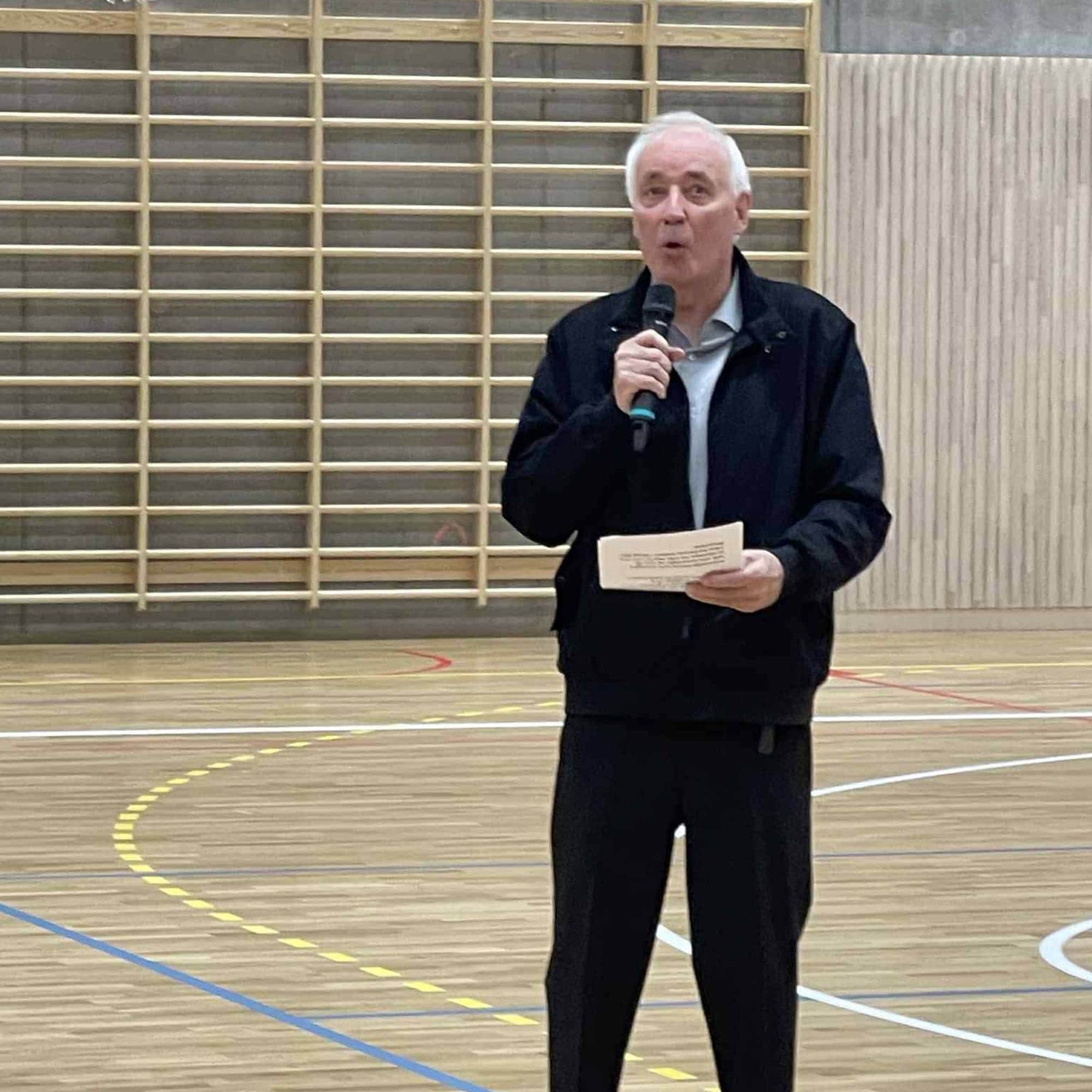 Otto Hatlebakk, leder Laksevåg bordtennisklubb