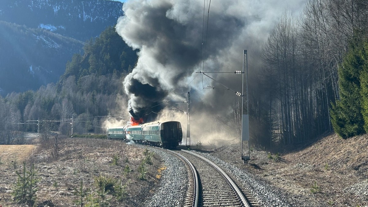 Brann på tog fra Bergen til Oslo