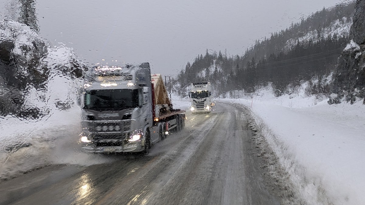 Uværet skaper utfordringer - Norge delt i to