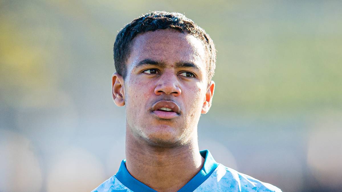 Bobb debuterte for City NRK Sport Sportsnyheter, resultater og