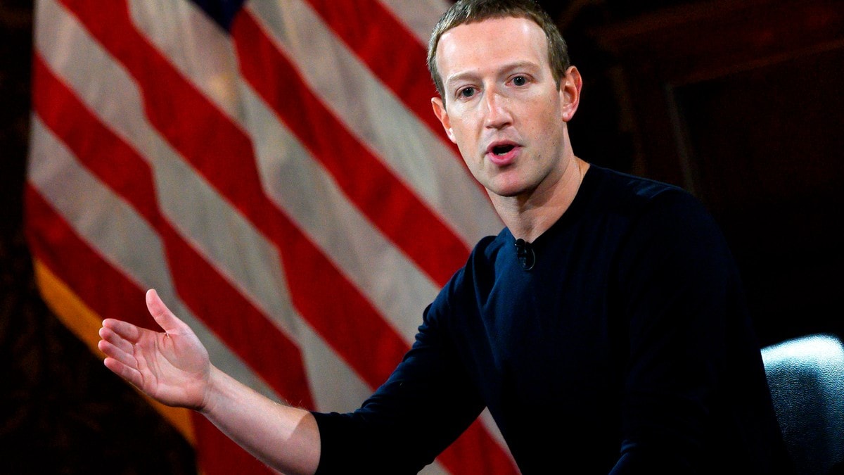 Zuckerberg vil vurdere å stramme inn reglene for maktpersoner