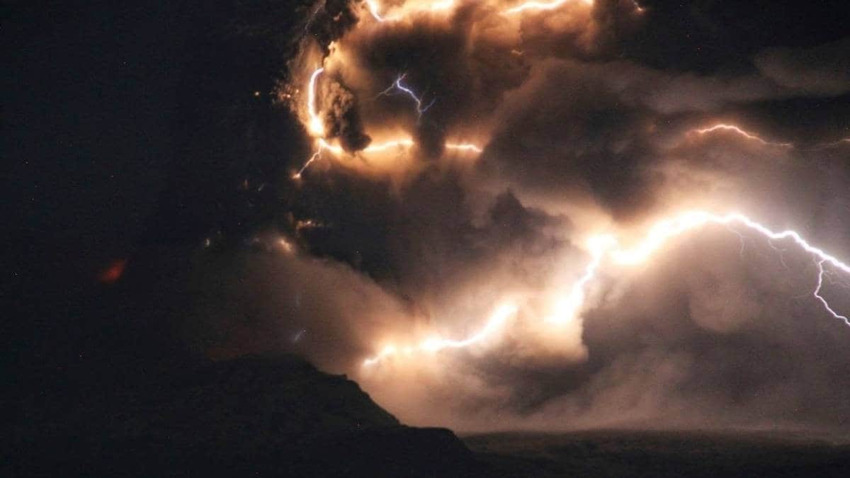 ロシアで地震後に火山が噴火 – 最新ニュース – NRK