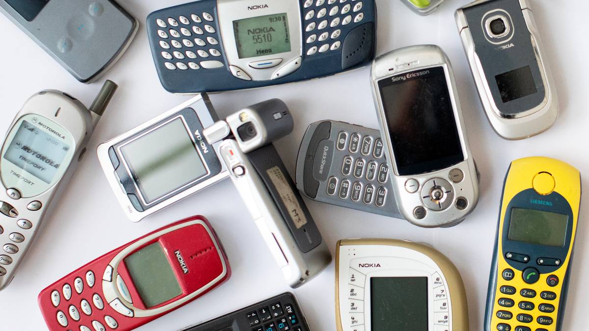 How has the mobile phone changed in 50 years?  – NRK Culture and Entertainment