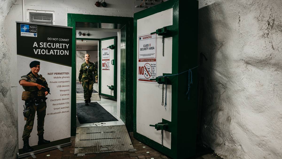Dypt inne i fjellet øver de på det verste som kan skje