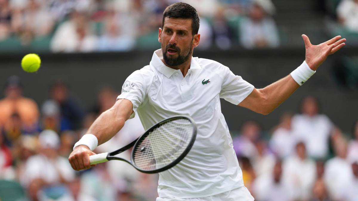 Djokovic lekte seg videre i Wimbledon – fjorårsmesteren ute