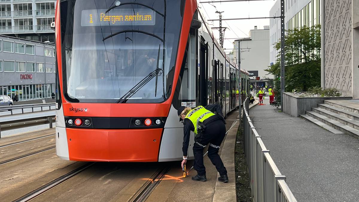 Kvinne døde etter bybaneulykken på Danmarks plass