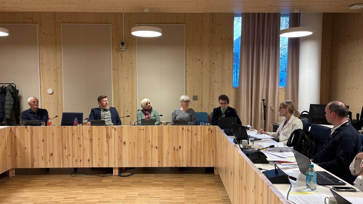 Mener håndteringen av habilitetssaken må granskes