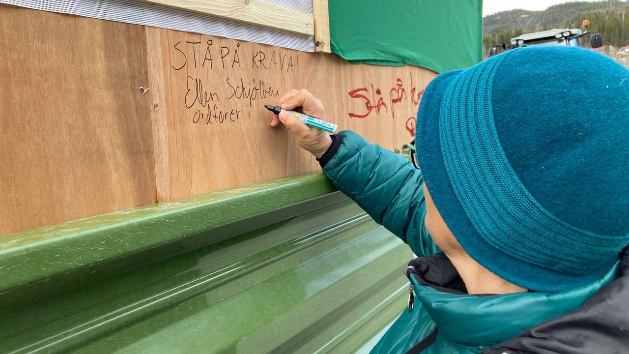 Ordførere signerte også.