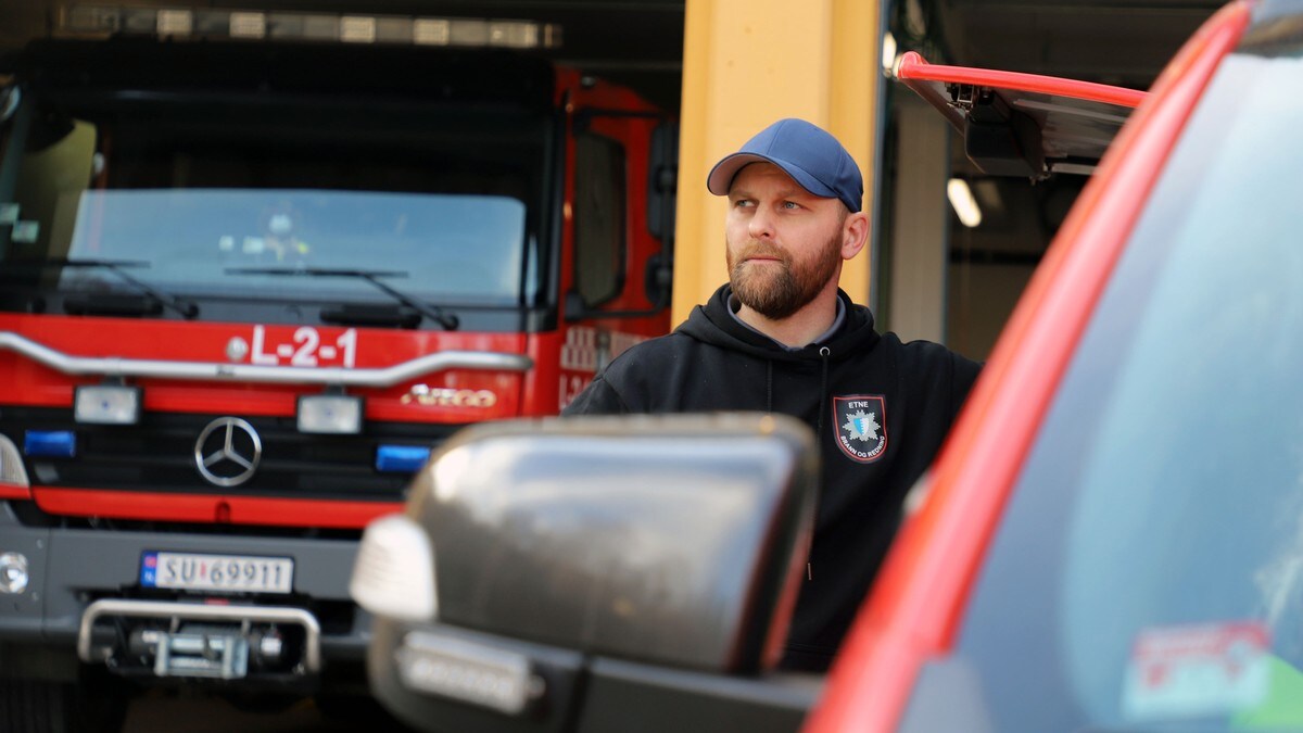 Fryktar han må kjempa mot storbrann åleine: – Avhengig av flaks for å redda liv