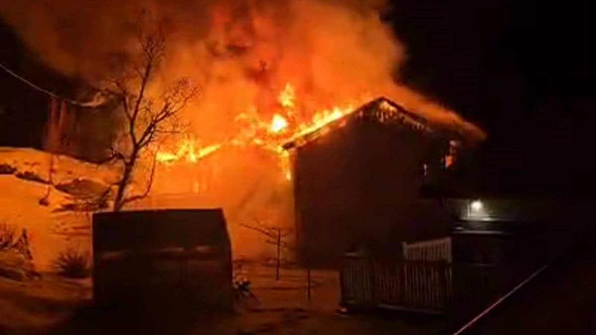 Bolighus i Narvik totalskadet etter brann