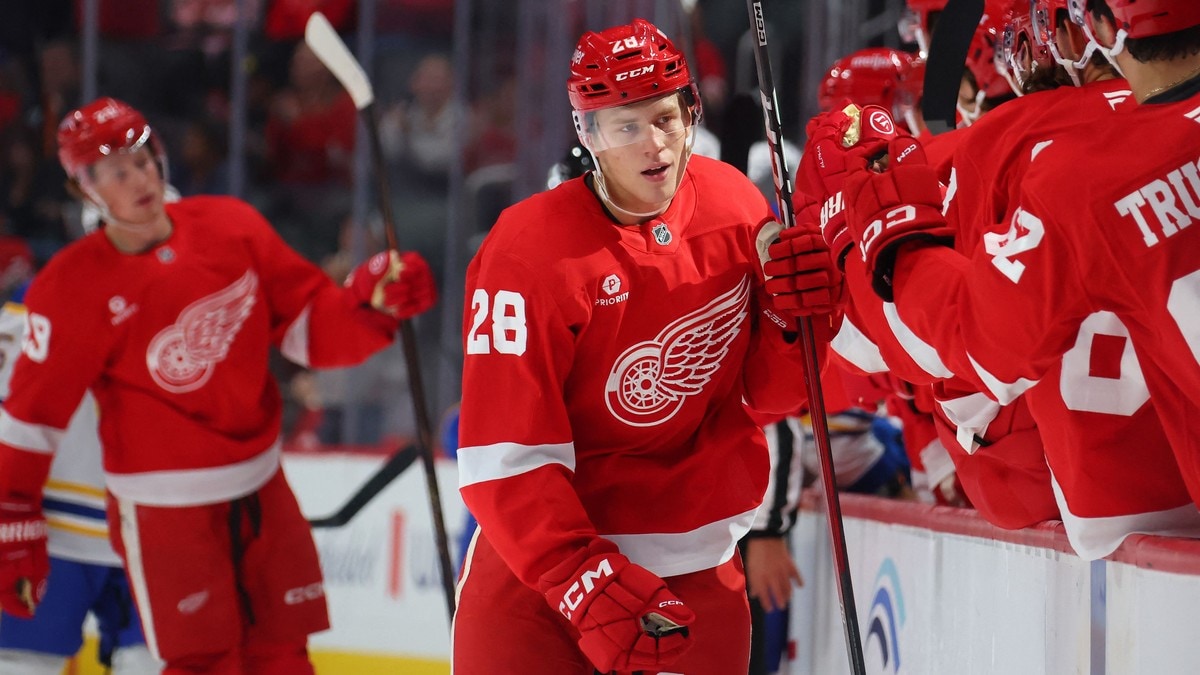 Yngste norske NHL-debutant gjennom tidene – Brandsegg-Nygård debuterte for Detroit