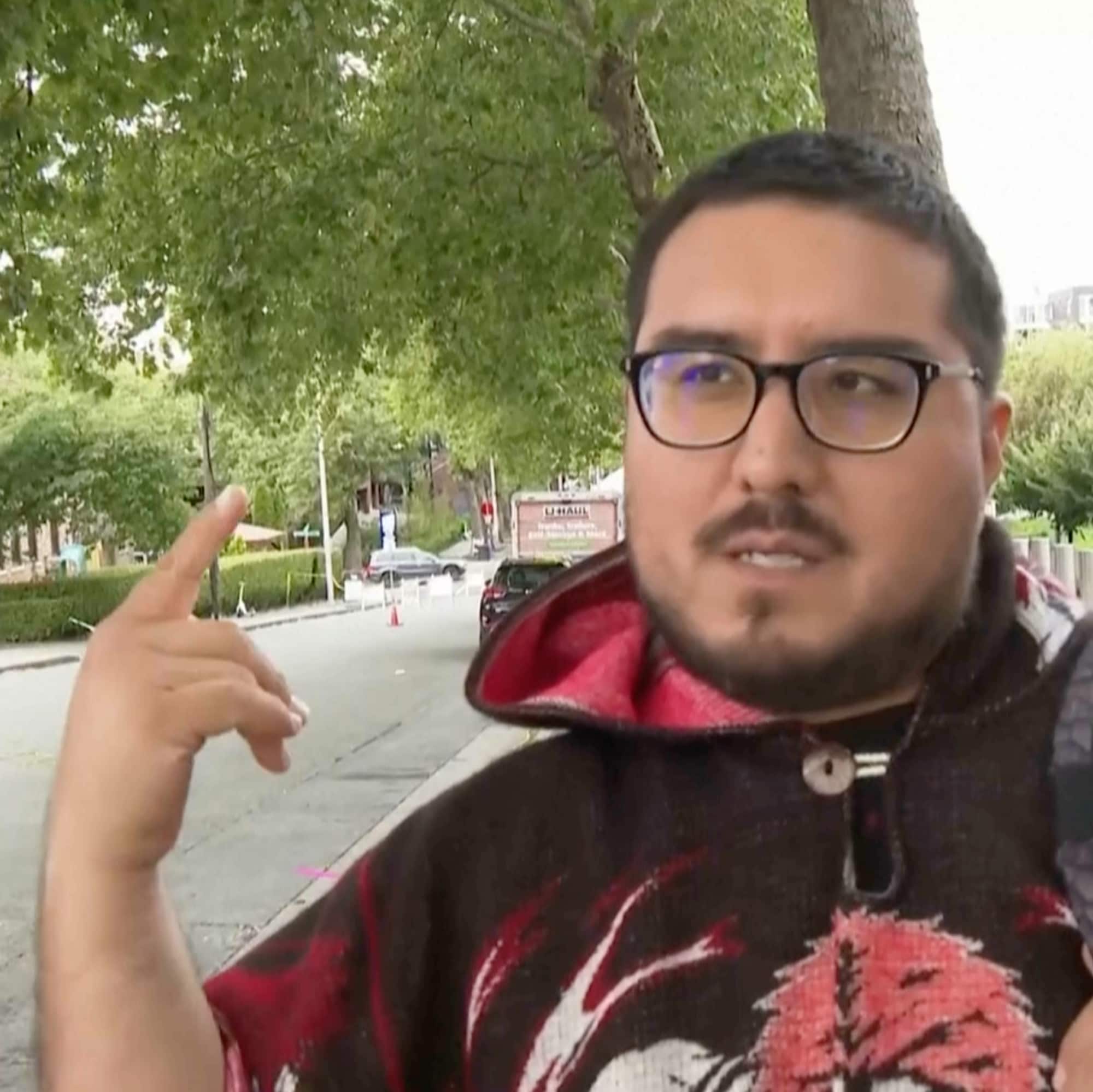 Portrett av to menn som har vært vitner til en skytehendelse på et matmarked i Seattle, USA