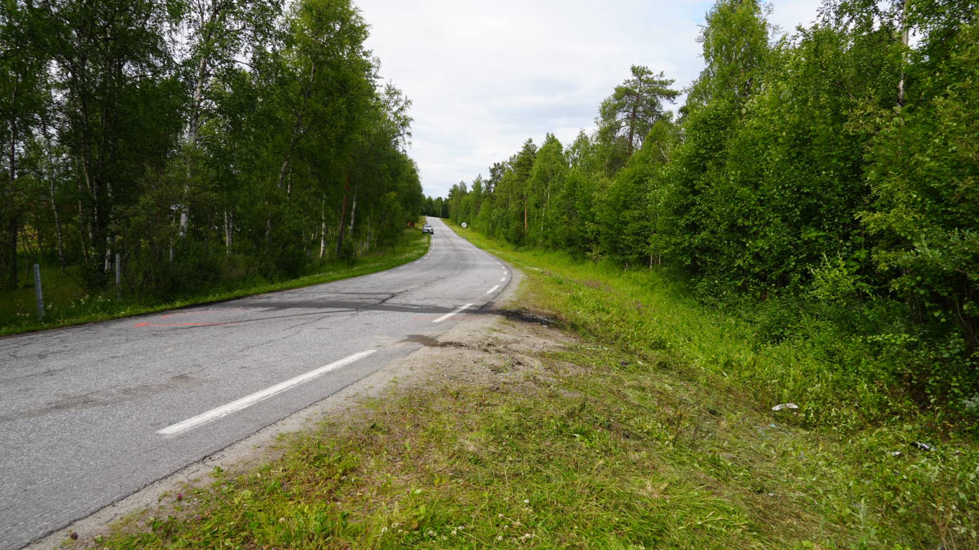 Bilder av ulykkested i Pasvik der en ung kvinne omkom