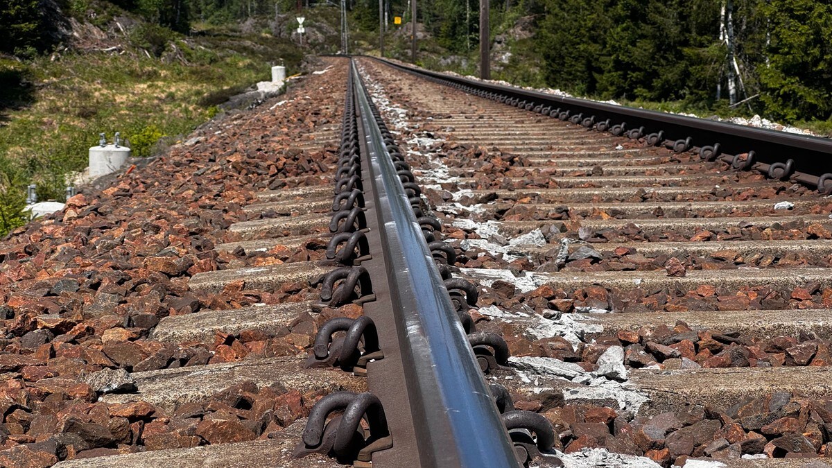 Uvisst når Sørlandsbanen åpner igjen – skader på 4500 sviller