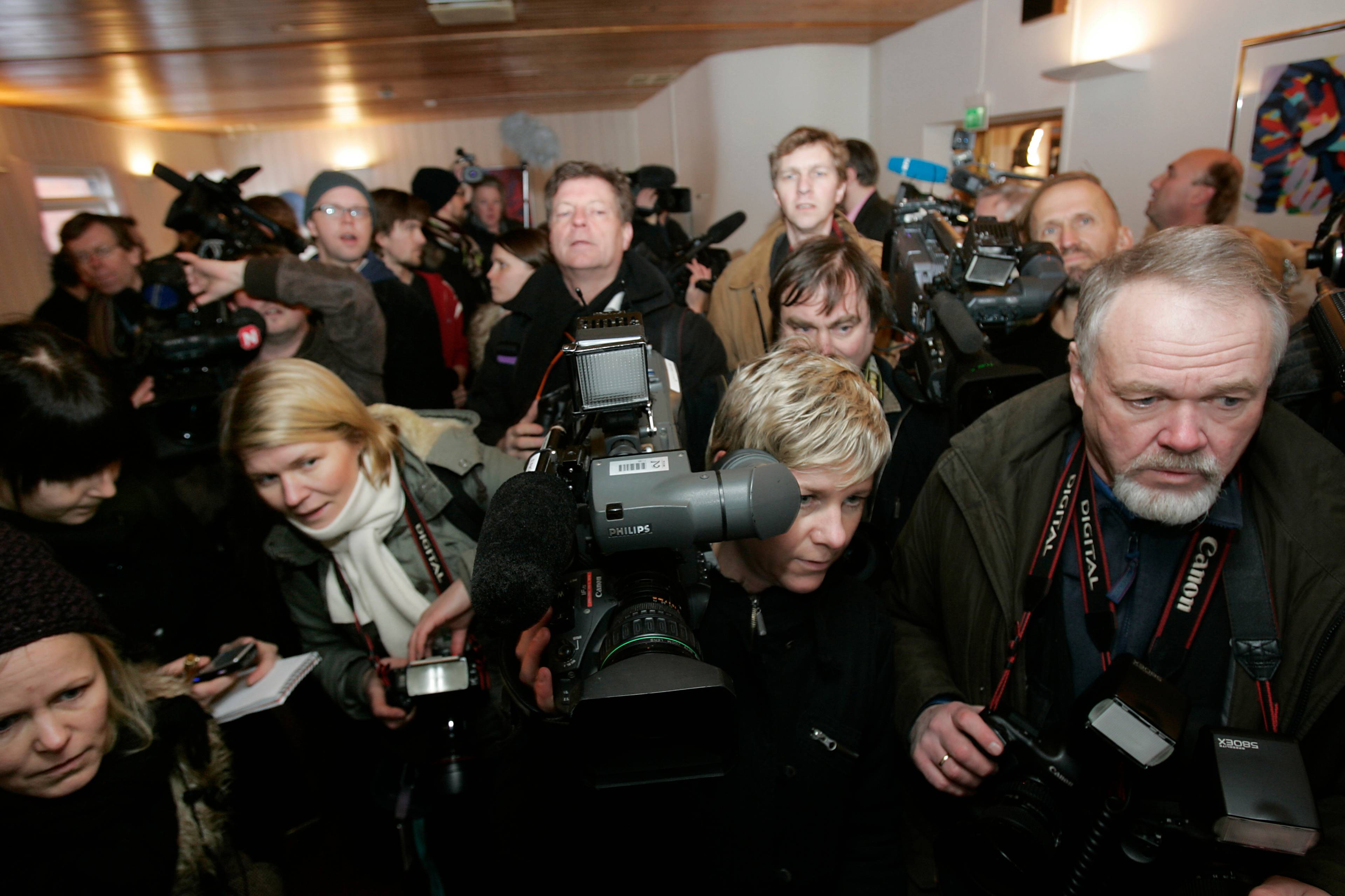 Også pressen har vært sine turer innom Sørmarka for å dekke konferansene som har tatt sted gjennom årene. Bildet er av pressekorpset da arbeiderpartiet holdt et sentralstyremøte i 2007.