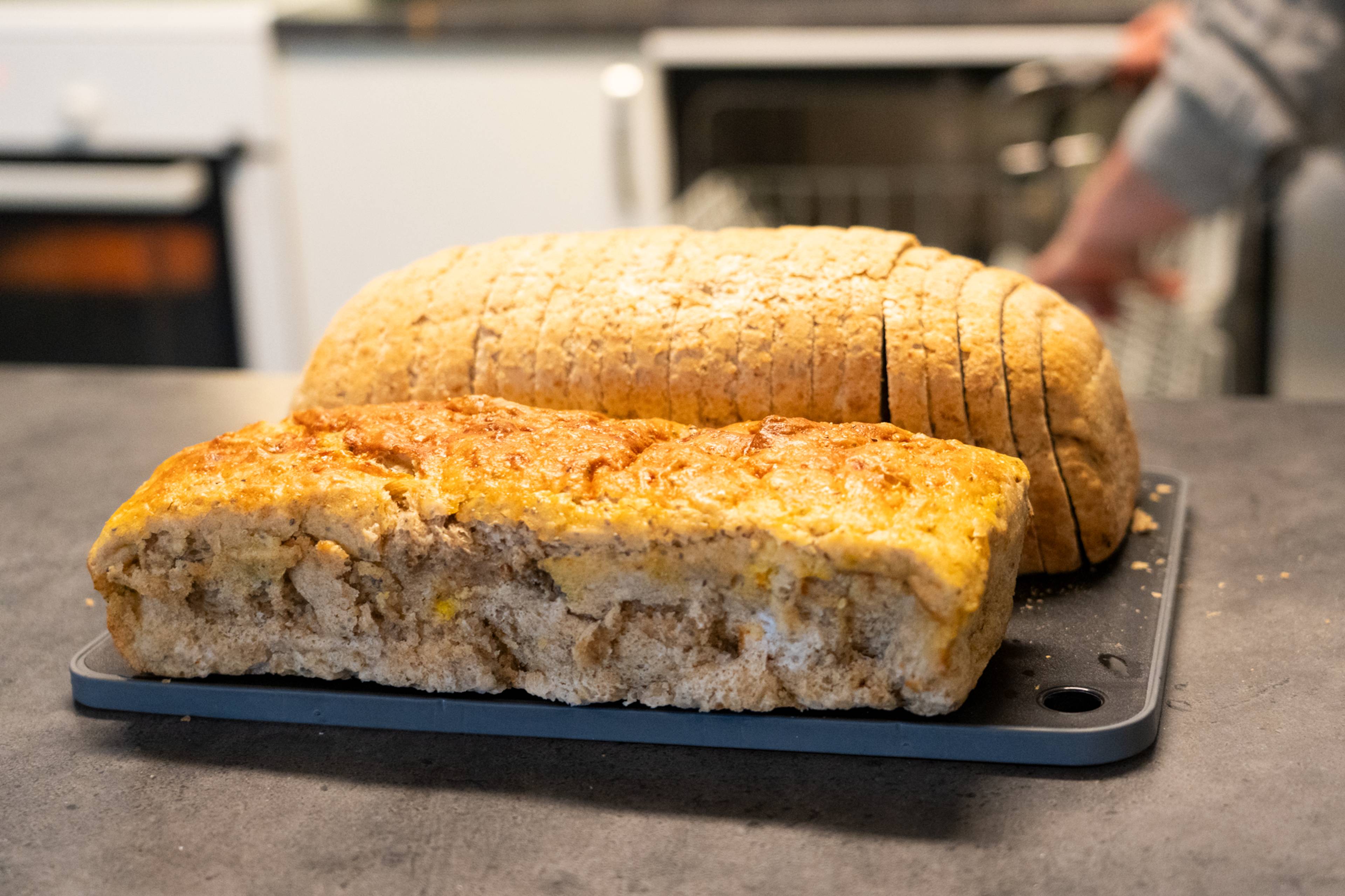Hjemmebakt og butikkbrød