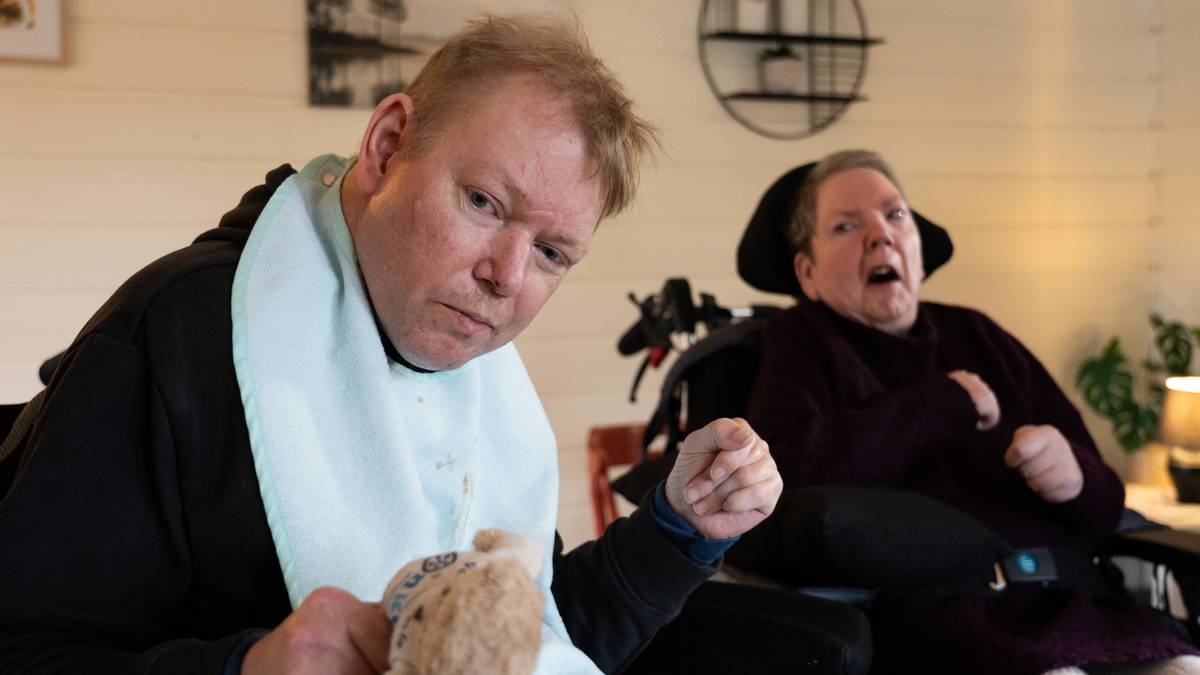 Egil André og Berit er saksøkt av eigen kommune