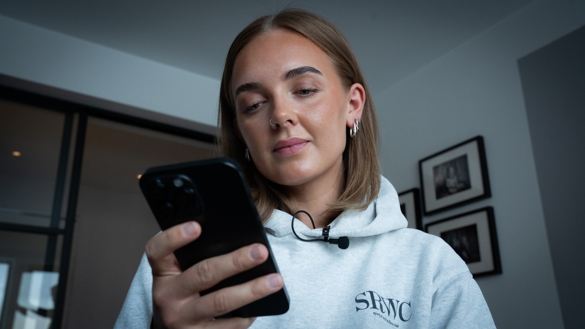 Thea Sofie (24) ble blokkert fra Snapchat etter å ha posta på privat story