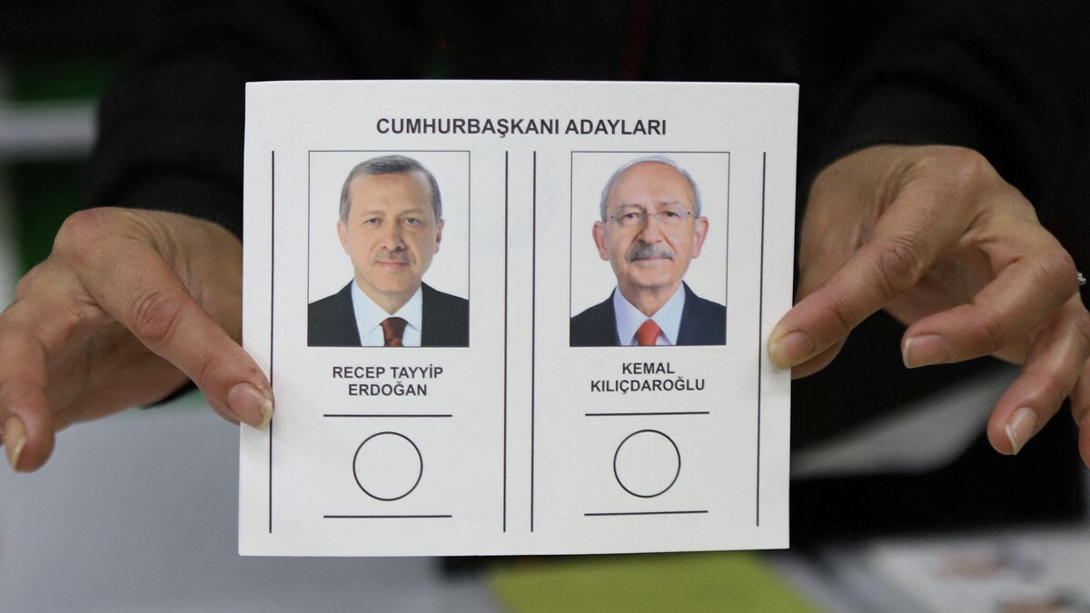 Nå er valglokalene i Tyrkia stengt