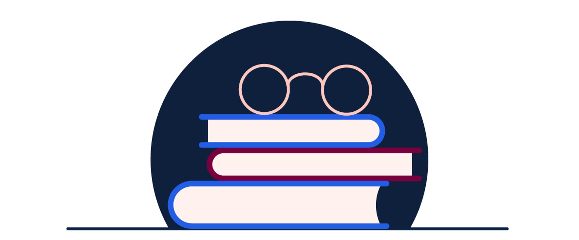 Et nattbord med trebøker stablet oppå hverandre med et par briller på toppen-