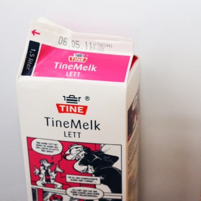 Melk og juice i kjøleskapet