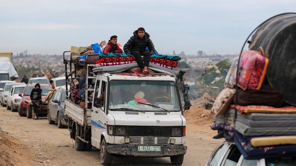 Palestinerne vender hjem etter Israels tilbaketrekking av Netzarim-korridoren