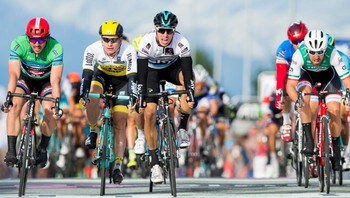 Danny van Poppel fra Nederland (Team Sky) vant andre etappe i sykkelrittet Arctic Race of Norway 