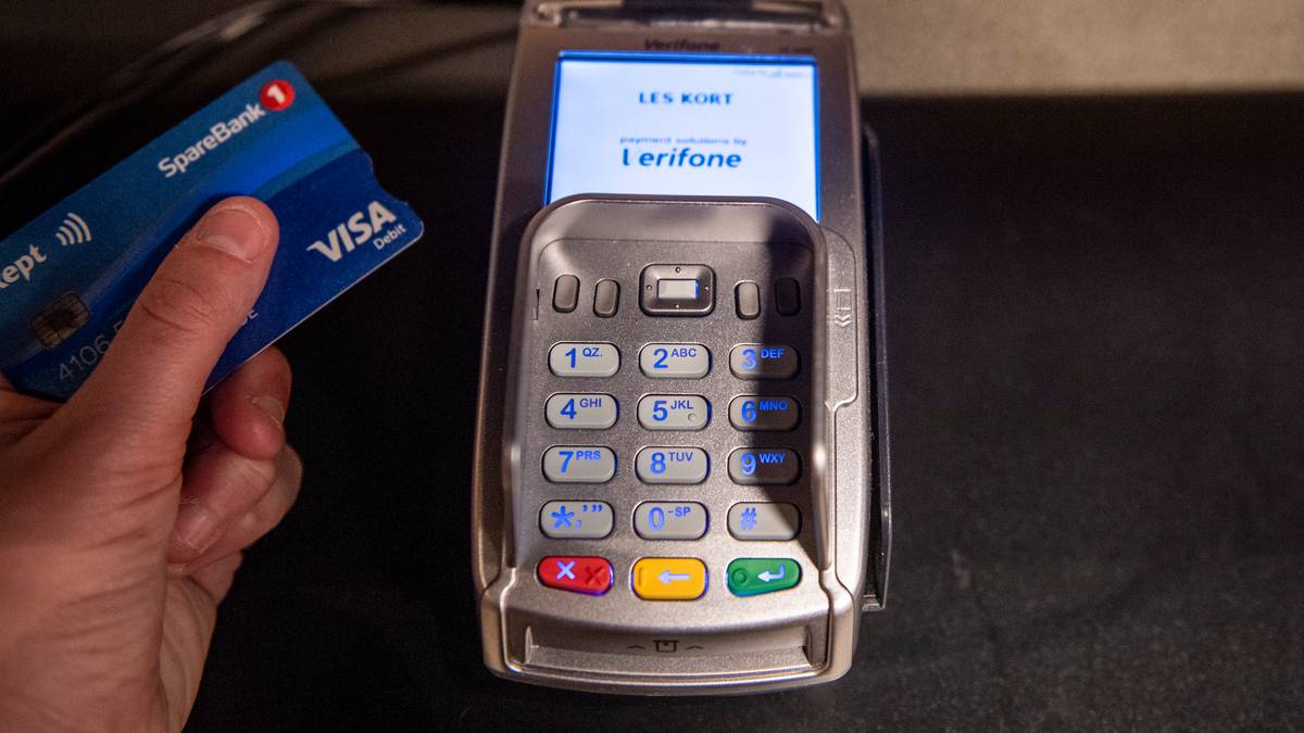 Betalings­trøbbel over hele landet – bank­terminaler funker ikke