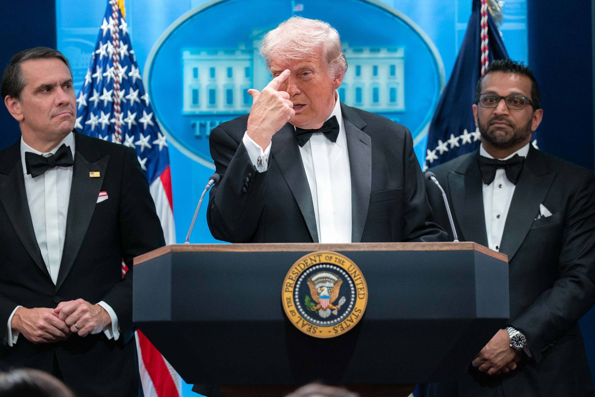 Donald Trump etter skytingen ved korrespondentmiddagen i Washington. 