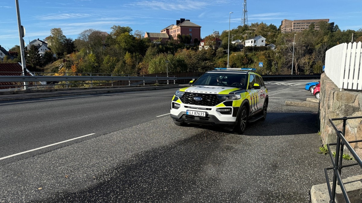 Mann i rullestol påkjørt i gangfelt