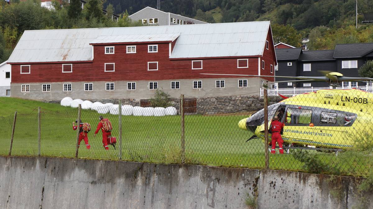 Person hamna i ein elv i Sogndal - får livreddande førstehjelp