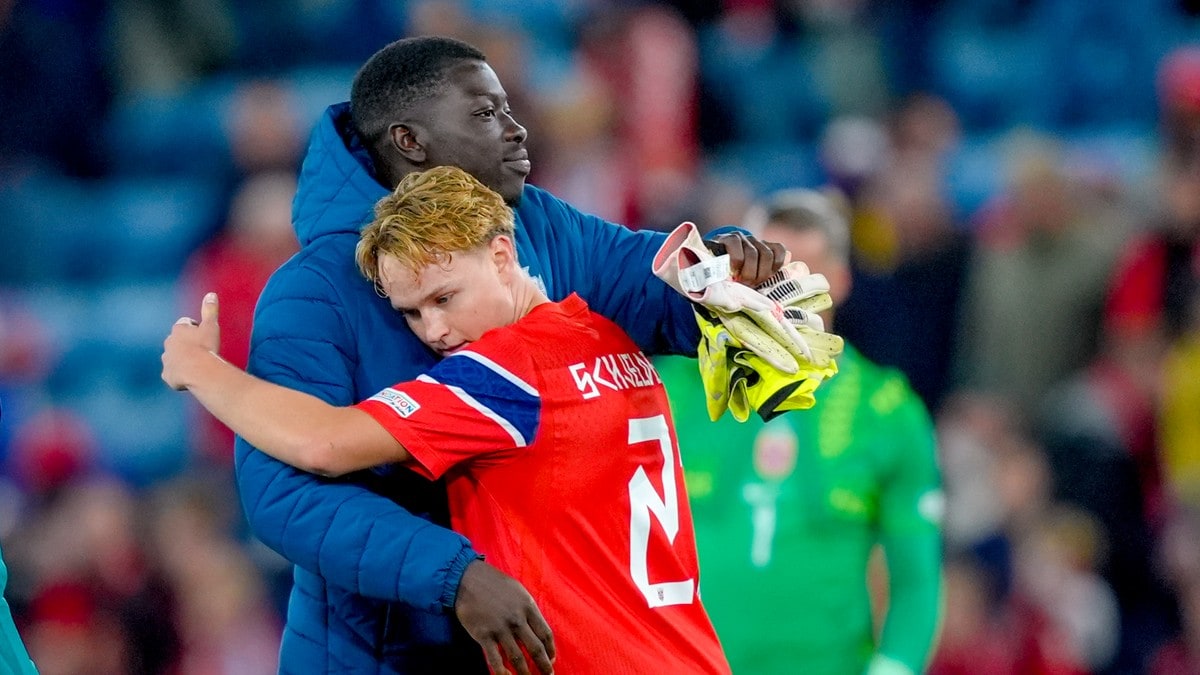 Fikk åpenbaring i VM: «Wow, her har det skjedd noe» Andreas Schjelderup (22) fikk sjansen på Norges høyrekant mot Portugal. At han leverte en kjempekamp, overrasker ikke lagkameratene.