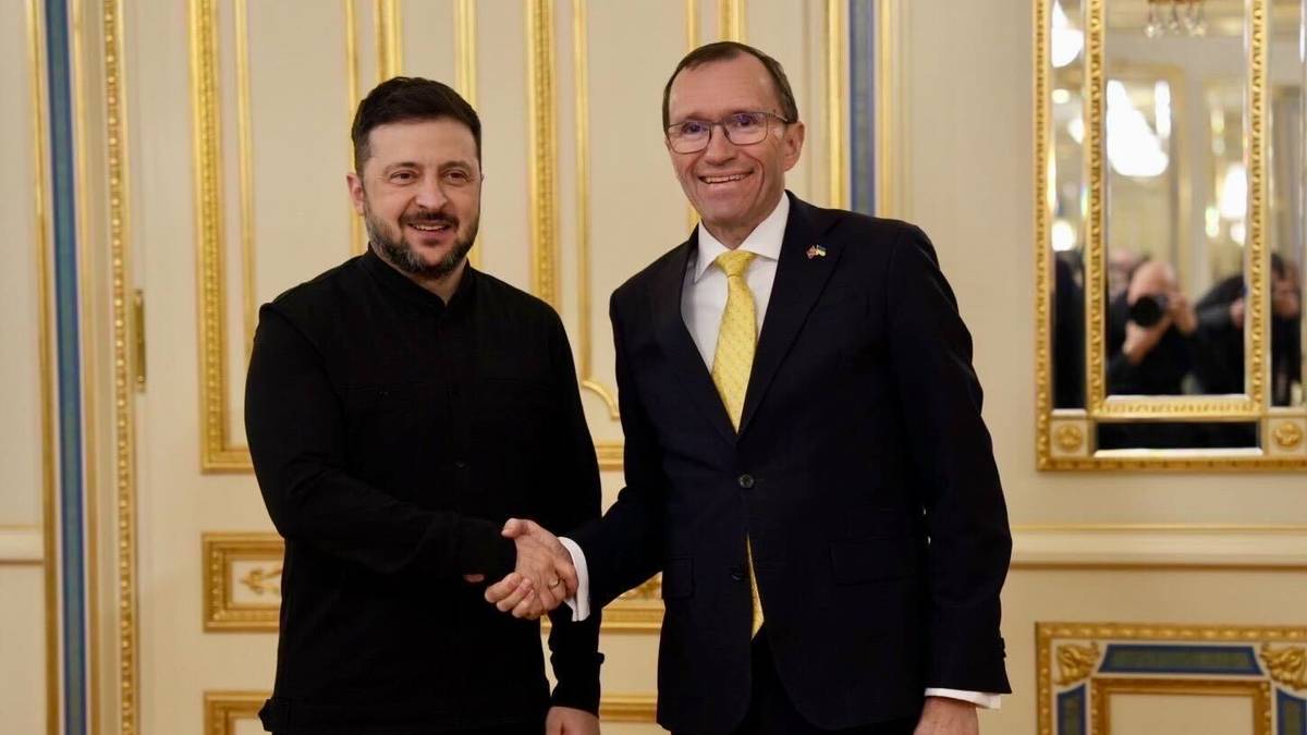 Eide i tilfluktsrom under russiske angrep i Kyiv