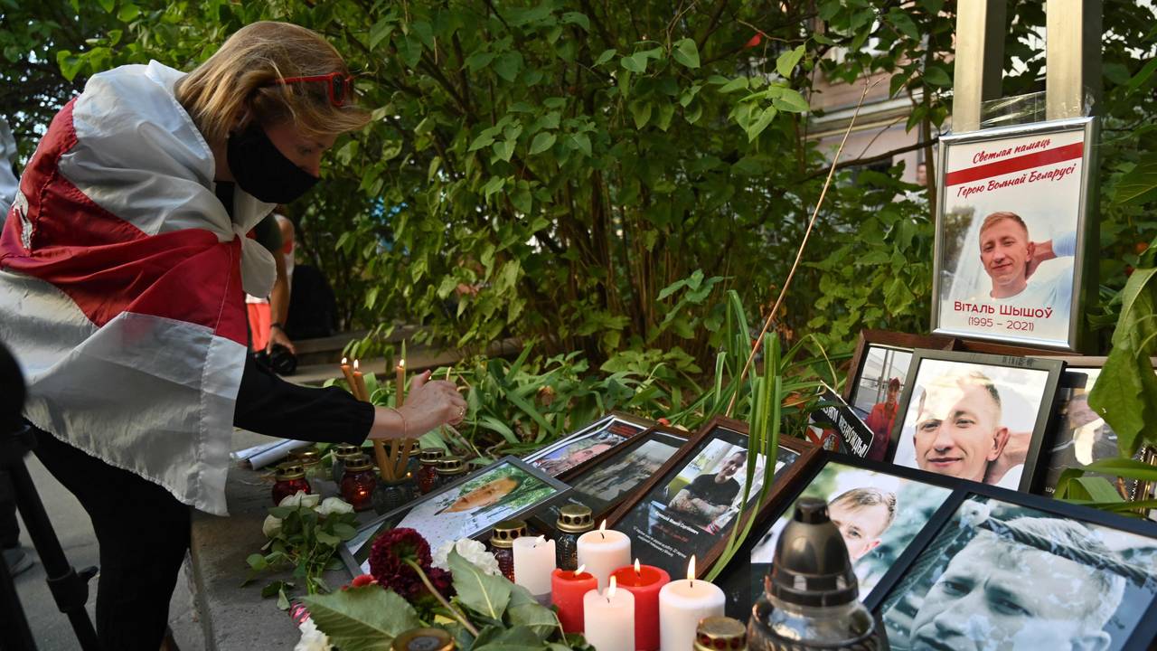 Den hviterussiske demokratiaktivisten Vitaly Shishov ble funnet hengt i et tre i Kiev i Uraina, en dag etter at han ble meldt savnet. 