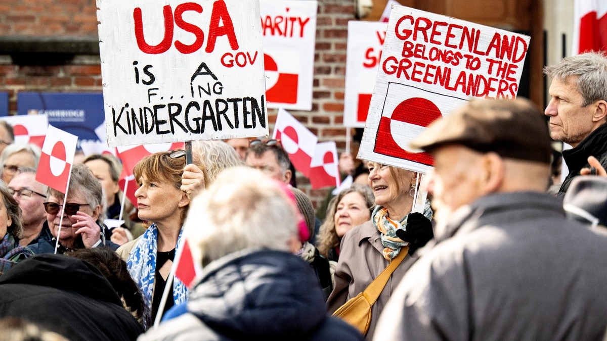 Demonstrasjon utenfor USAs ambassade i København