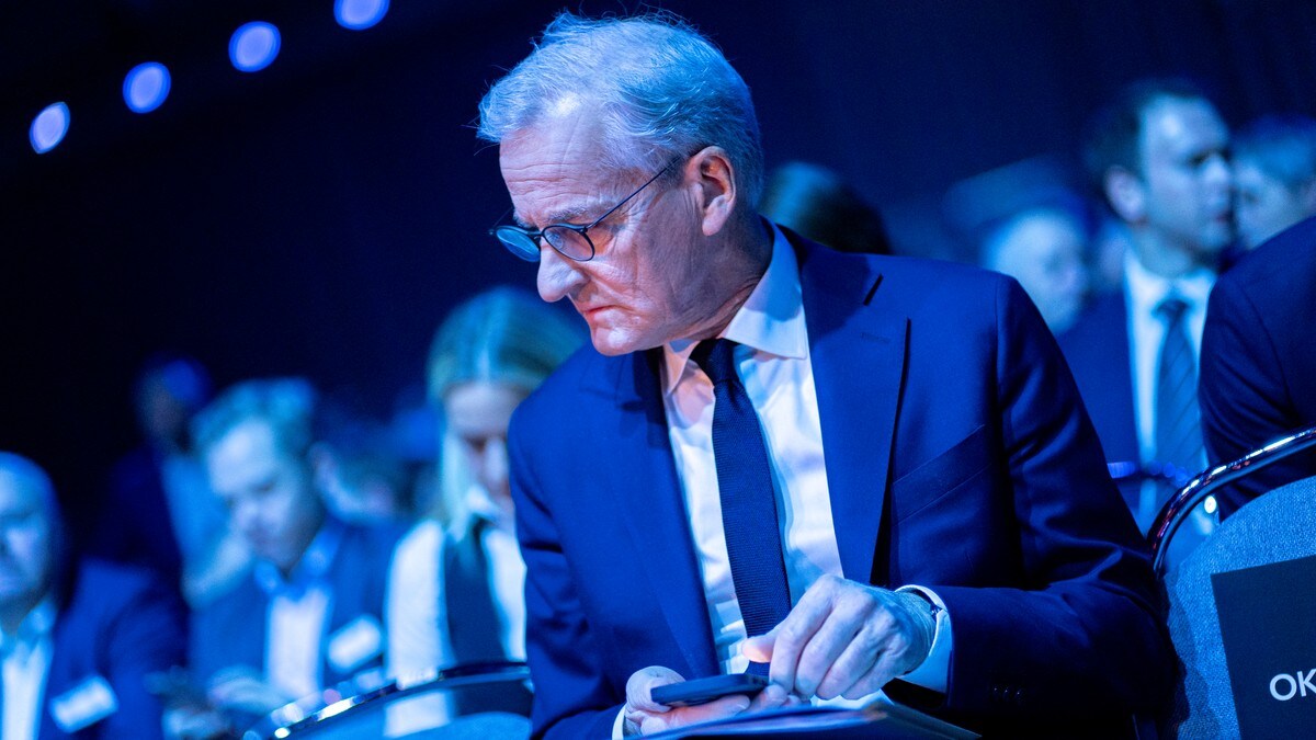 Støre advart av Frederiksen: – Det er alvor nå, Jonas