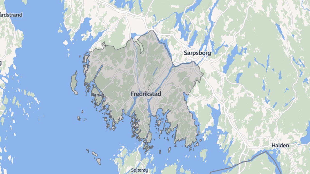 Bombegruppen undersøker gjenstand i Fredrikstad: Beboere evakuert