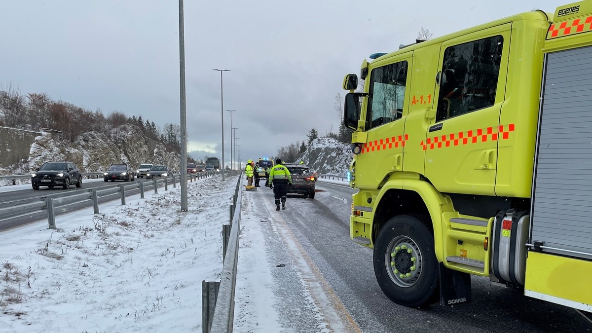 Lange køer på E18 i Asker