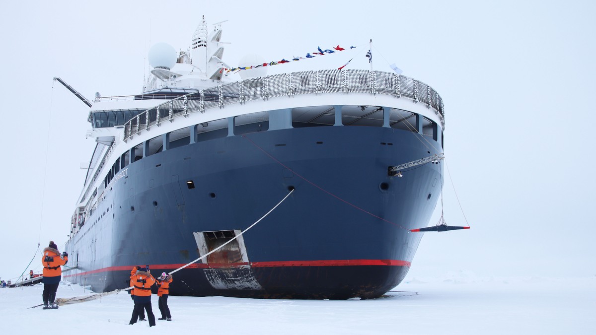 Betaler 600.000 for å reise hit
