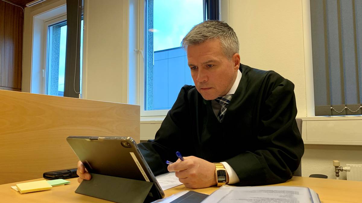 Forsvarer Om Voldtektssiktelse: – Kritikkverdig – NRK Troms Og Finnmark