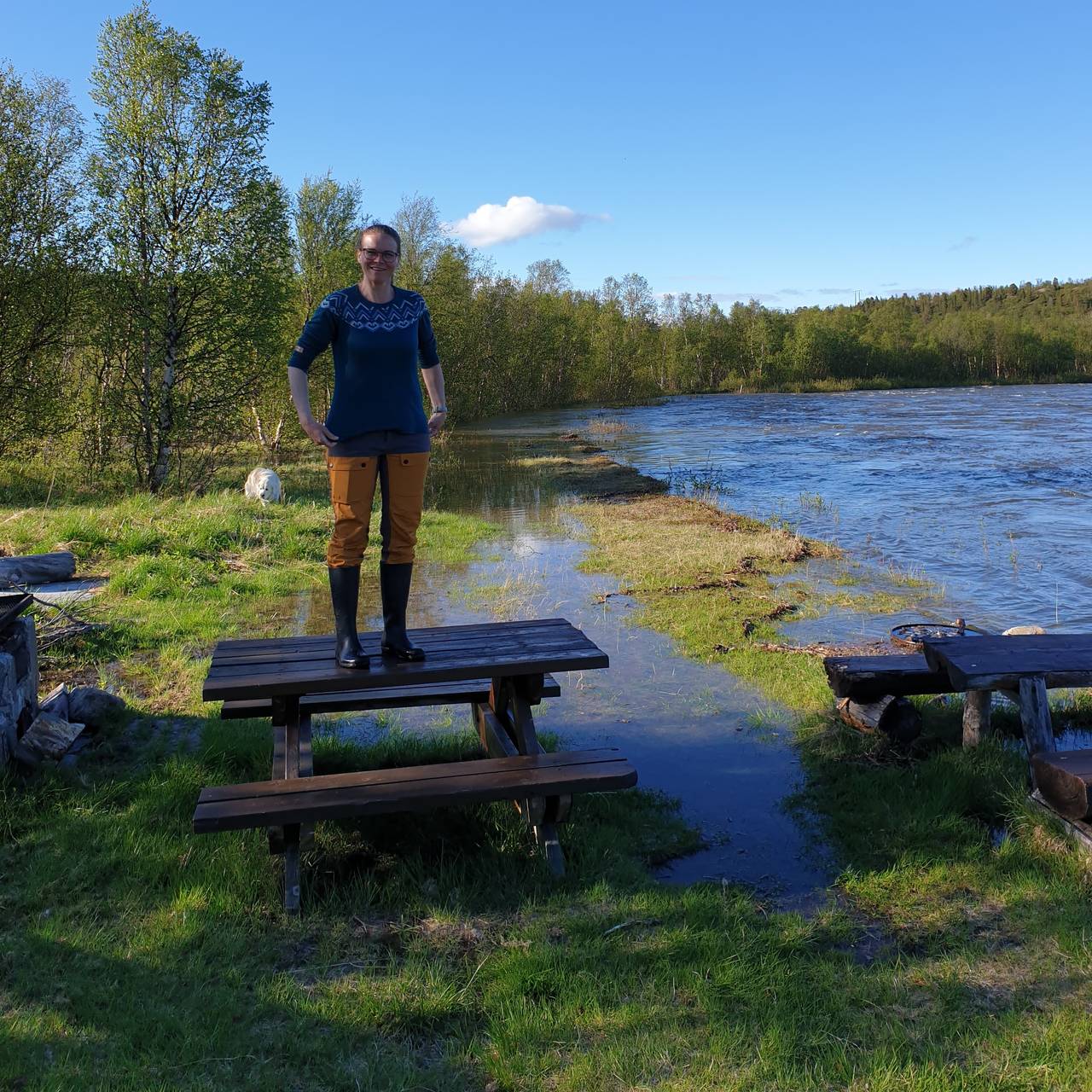 Klemetstadveien under vann, flom porsanger