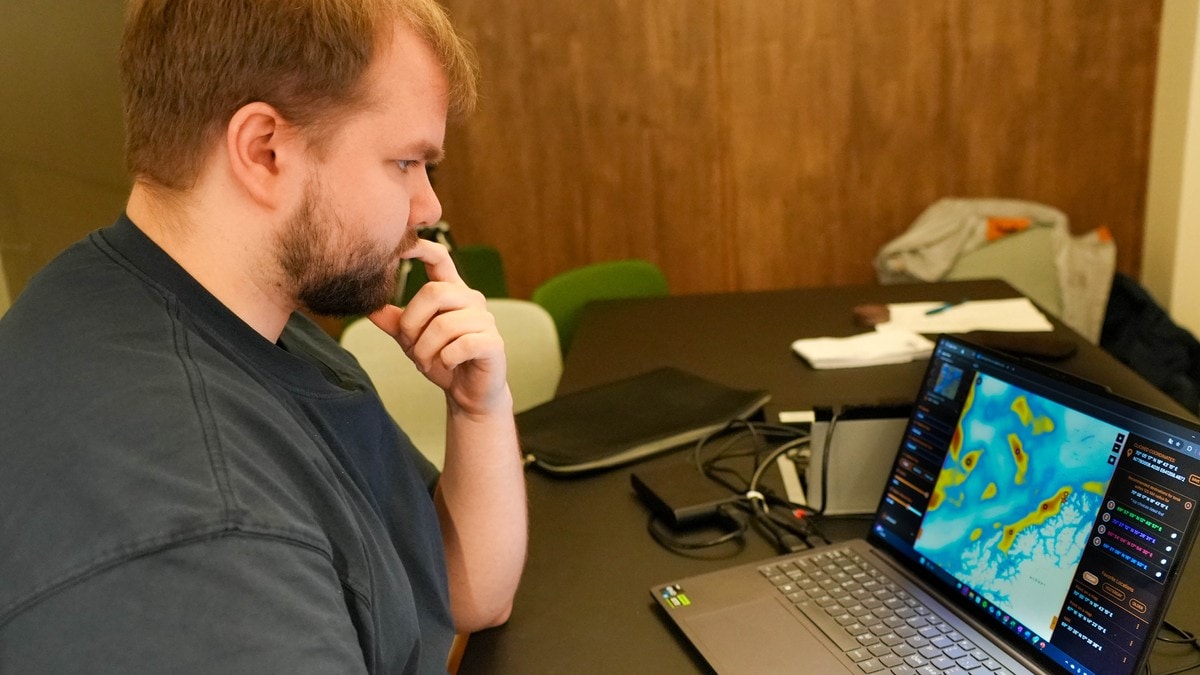 Jakob (25) bruker KI for å hjelpe fiskerne å finne fisk